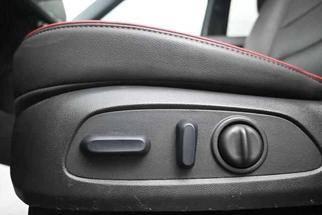 Used 2024 Chevrolet TrailBlazer RS w/ Driver Confidence Package FWD image 15