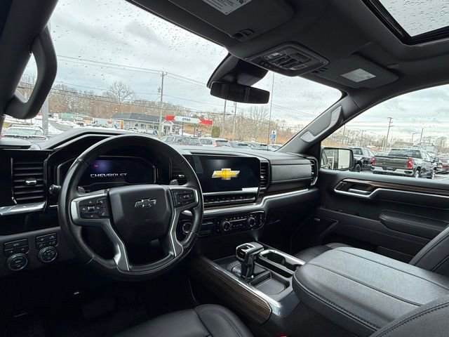 Used 2025 Chevrolet Silverado 1500 RST w/ Convenience Package II image 22