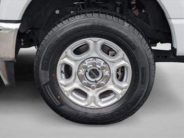 Used 2025 Ford F250 XLT image 27
