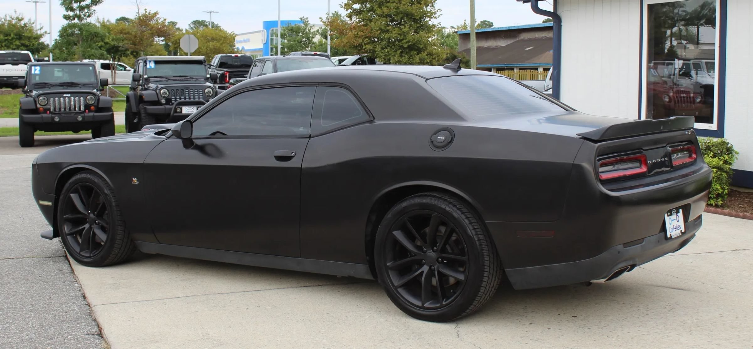 Used 2016 Dodge Challenger R/T Scat Pack RWD image 3