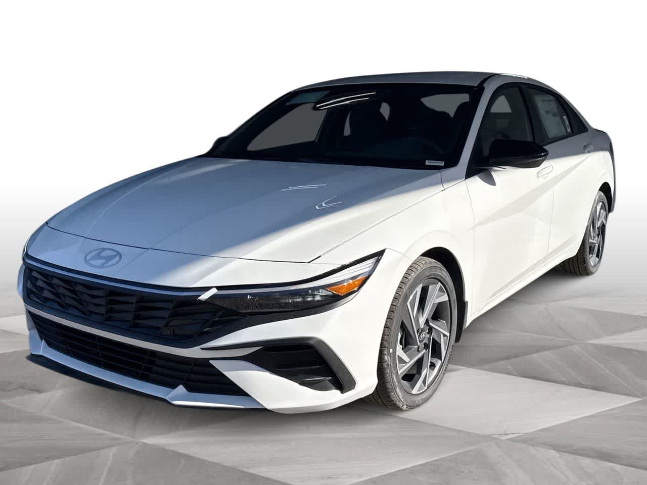 New 2025 Hyundai Elantra Sport FWD image 4