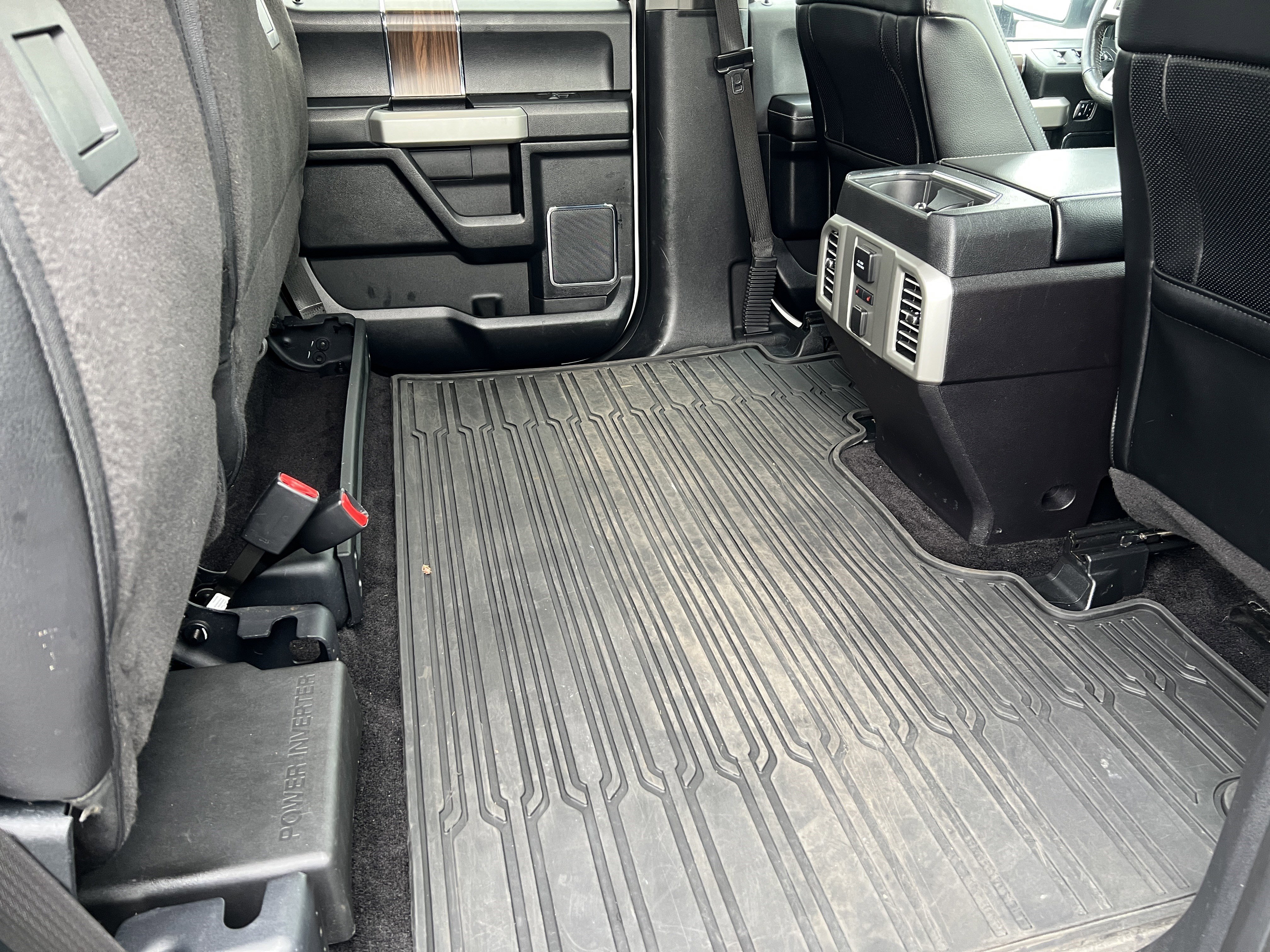 Used 2016 Ford F150 Lariat w/ Equipment Group 502A Luxury image 20