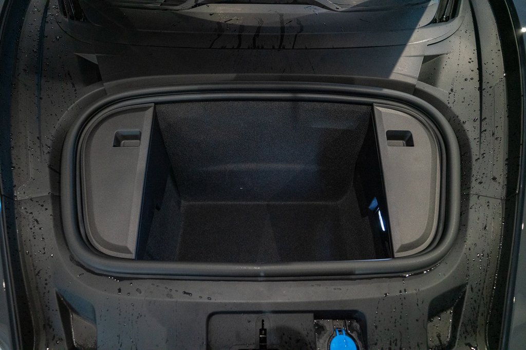 New 2026 Porsche Taycan image 42