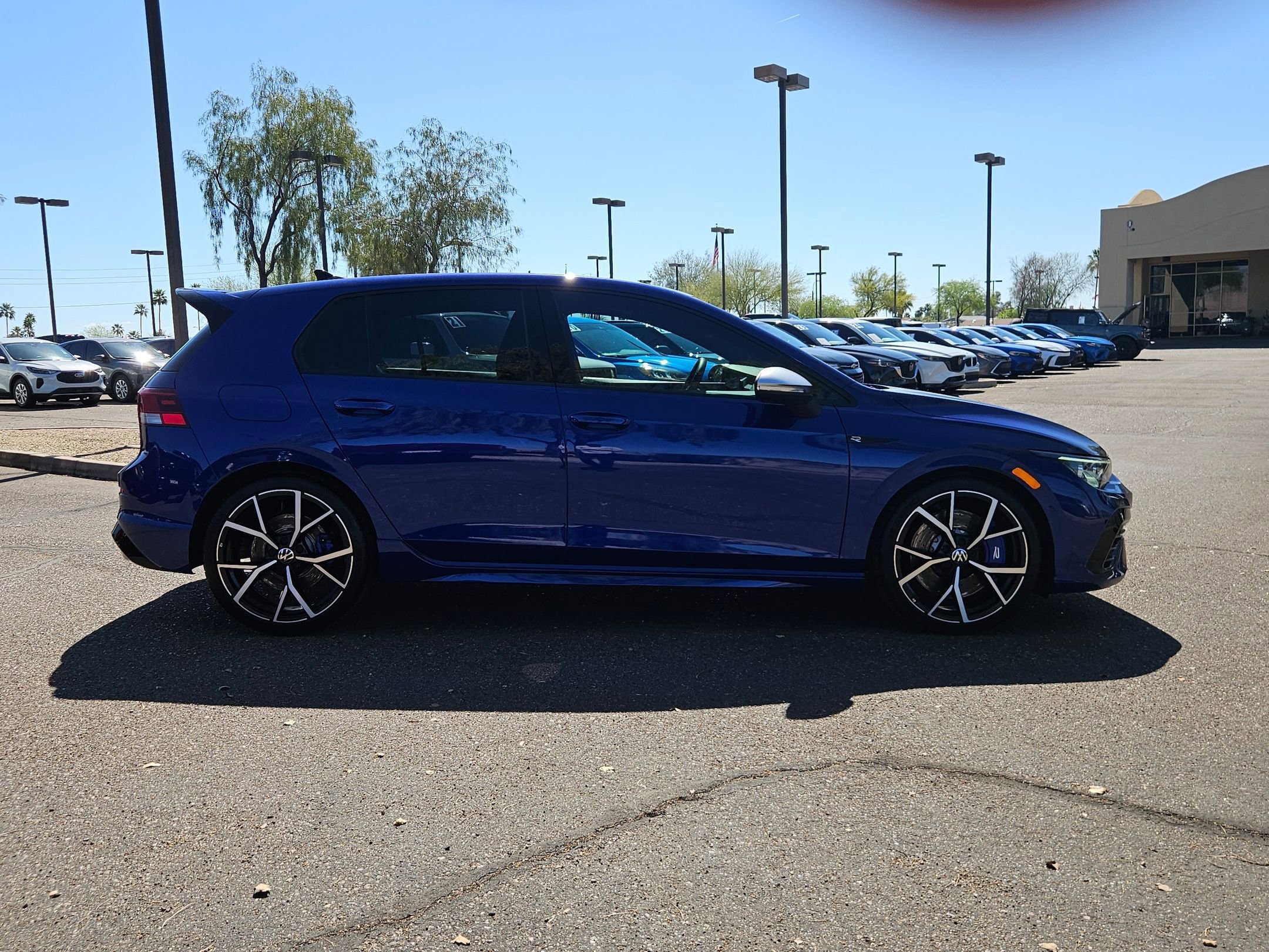 Used 2022 Volkswagen Golf R image 4
