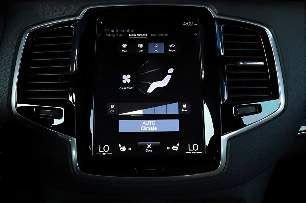 Used 2018 Volvo XC90 T6 Momentum w/ Convenience Package AWD/4WD image 34