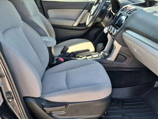 Used 2017 Subaru Forester 2.5i Premium AWD/4WD image 19