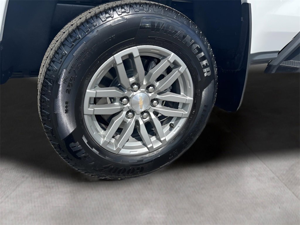 Used 2024 Chevrolet Colorado LT w/ LT Convenience Package image 34