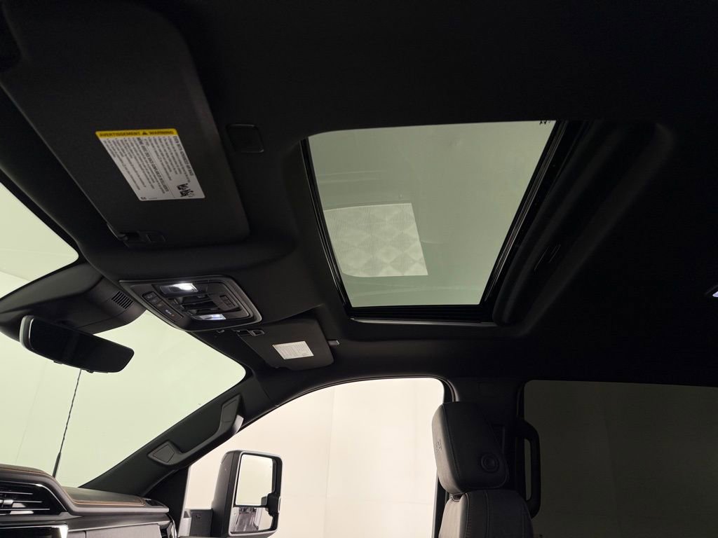 Used 2025 GMC Sierra 2500 AT4 w/ AT4 Premium Plus Package AWD/4WD image 26