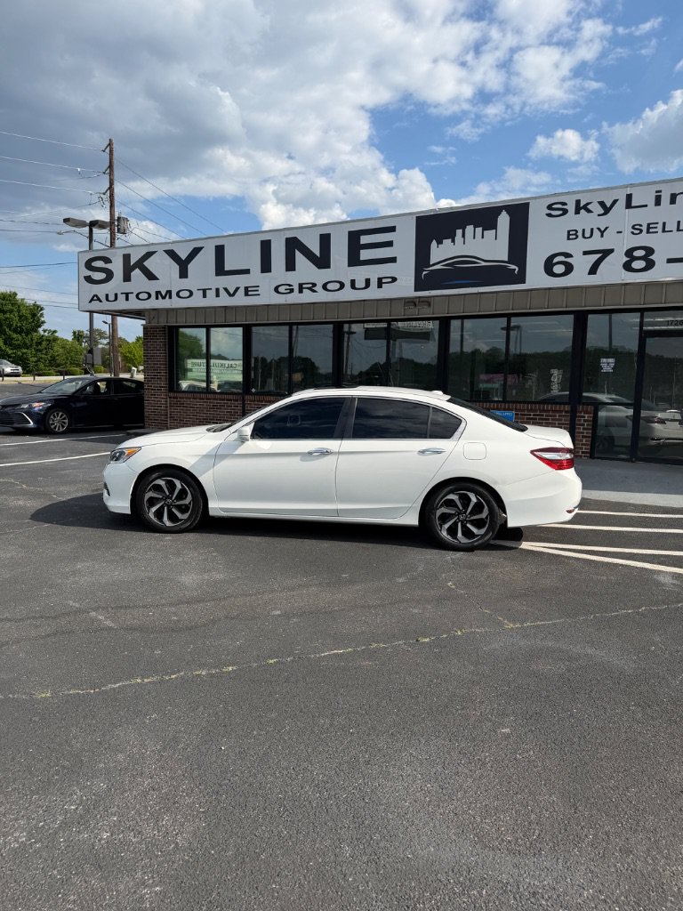 Used 2017 Honda Accord EX-L image 5