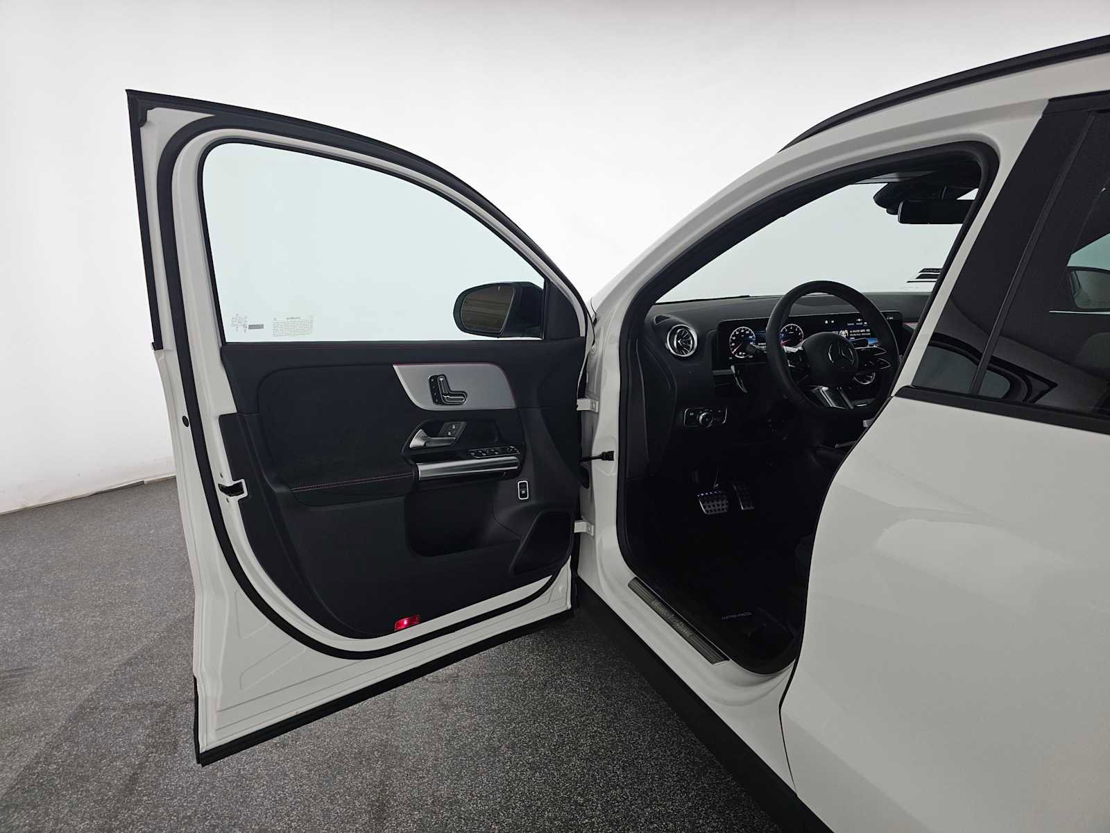 Used 2026 Mercedes-Benz GLA 250 image 19