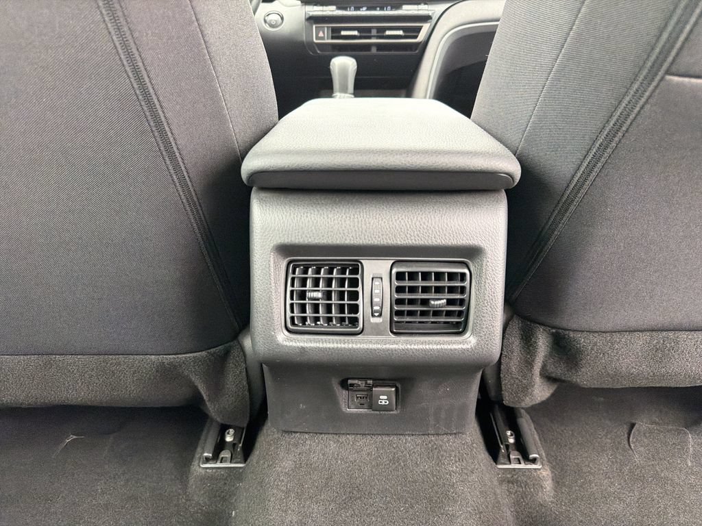 Used 2025 Toyota Camry LE FWD image 20