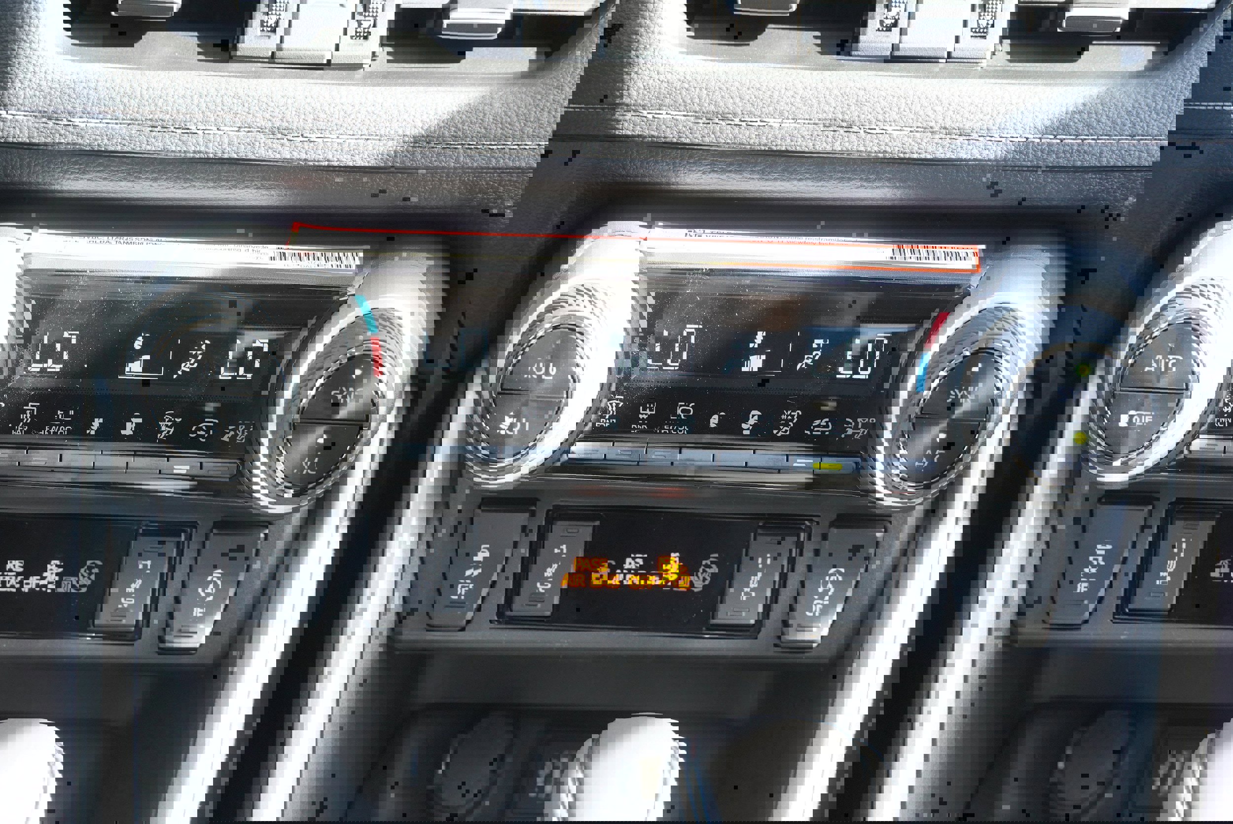 New 2025 Toyota RAV4 XLE Premium w/ Weather Package image 33