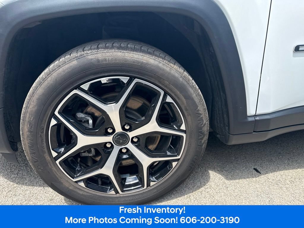 Used 2025 Jeep Compass Limited AWD/4WD image 10