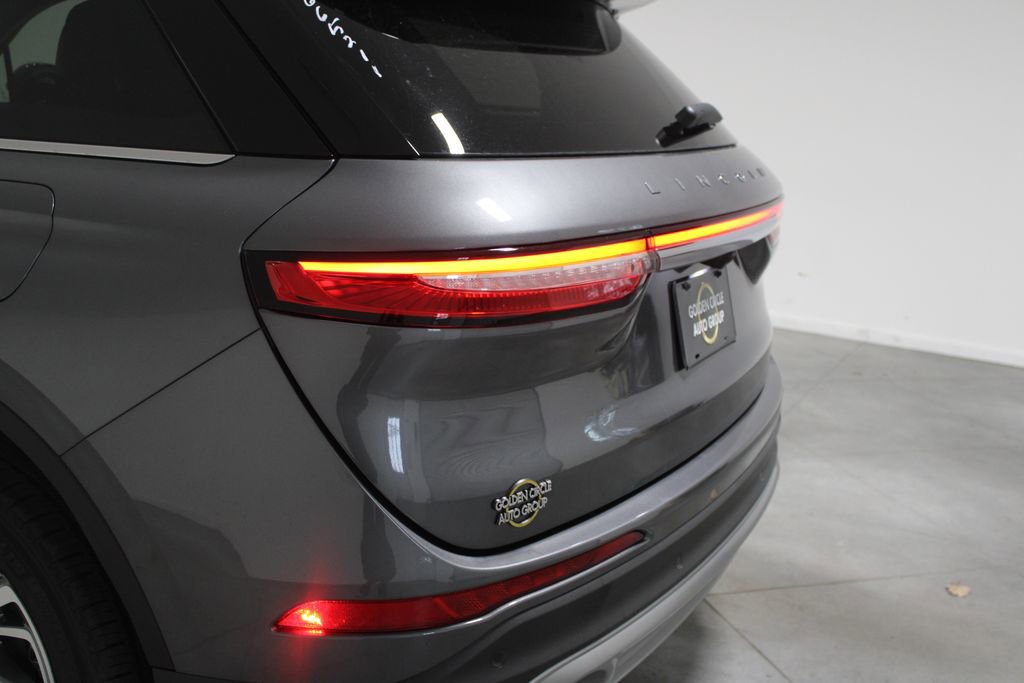 New 2026 Lincoln Corsair Premiere image 49