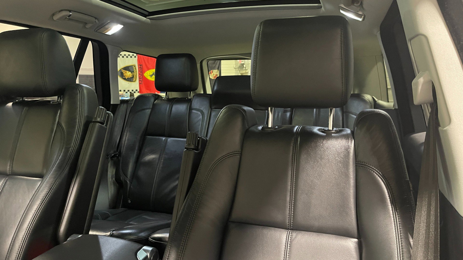 Used 2017 Land Rover Range Rover image 24