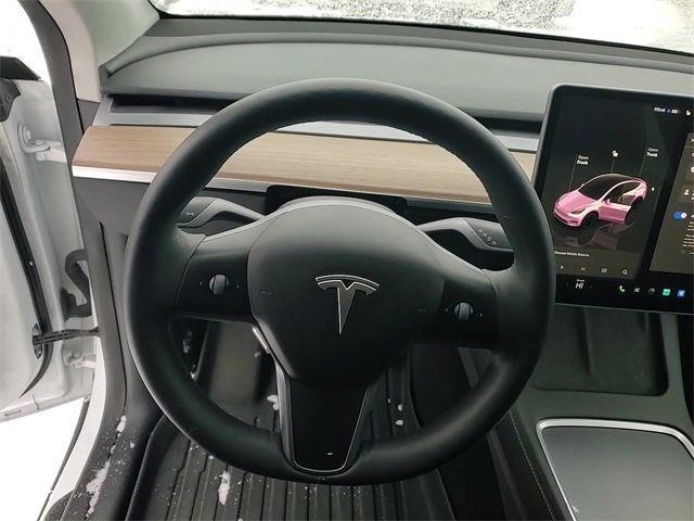 Used 2023 Tesla Model Y Performance image 12