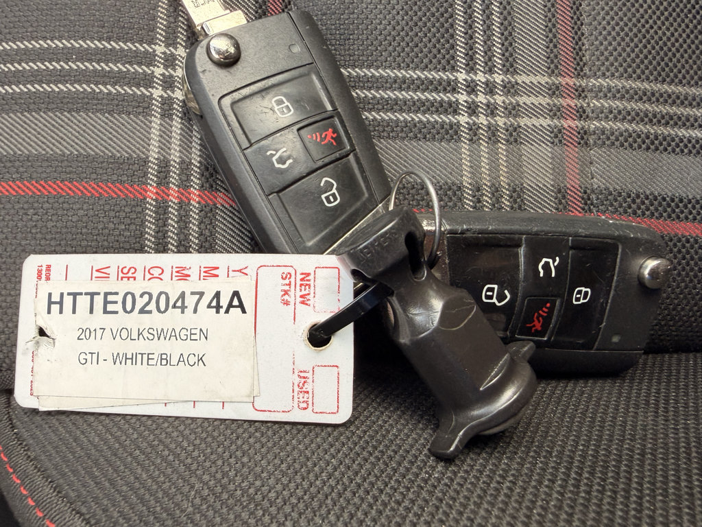 Used 2017 Volkswagen GTI S FWD image 31