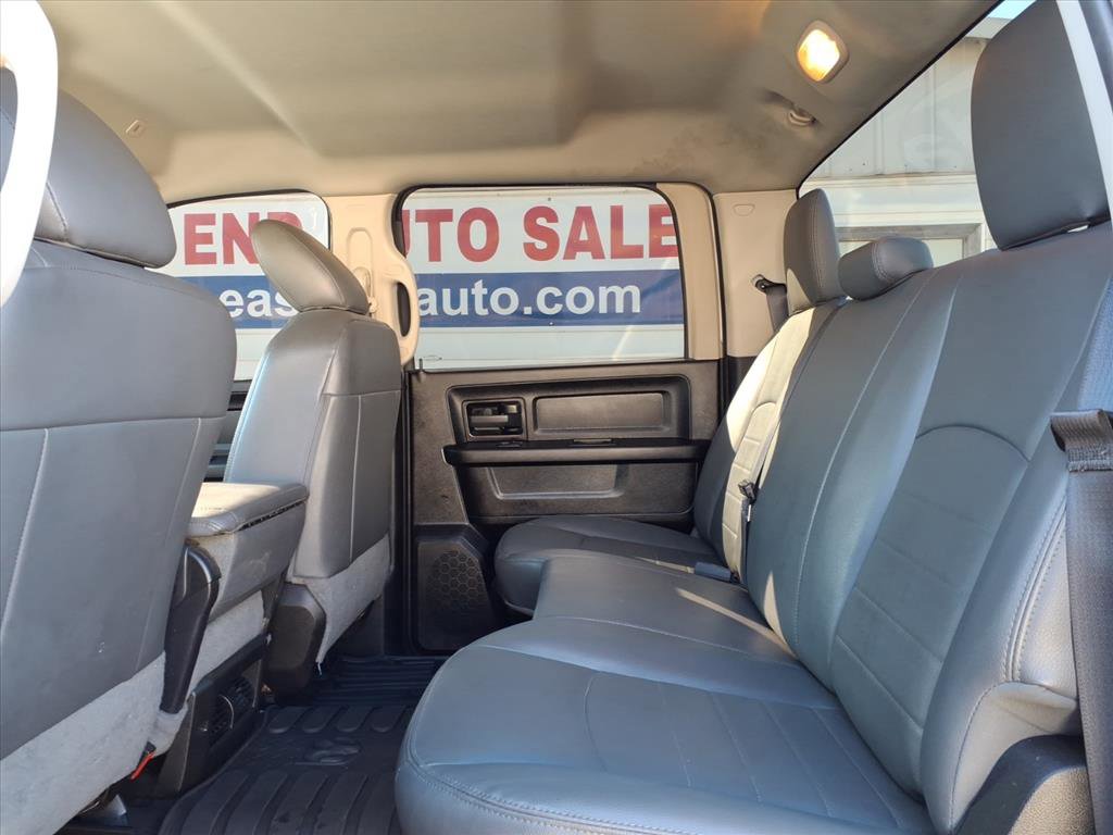 Used 2018 RAM 3500 Tradesman w/ Chrome Appearance Group image 11
