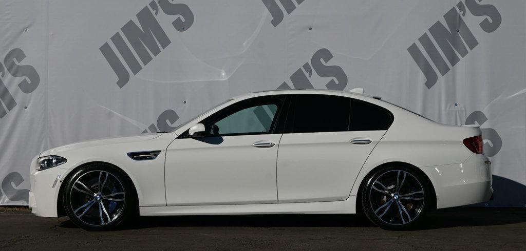 Used 2015 BMW M5 RWD image 8