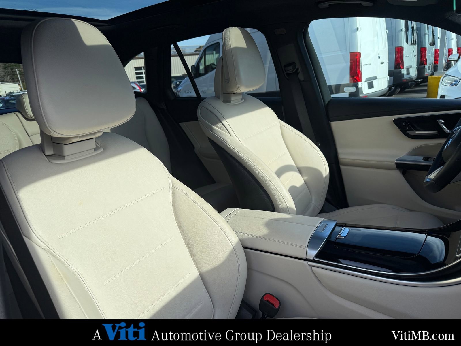 Certified 2024 Mercedes-Benz GLC 300 4MATIC image 31