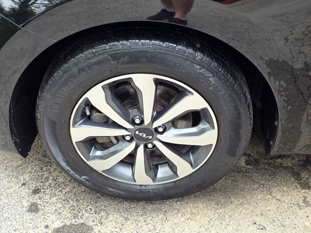 Used 2022 Kia Rio S w/ Option Group 015 FWD image 13