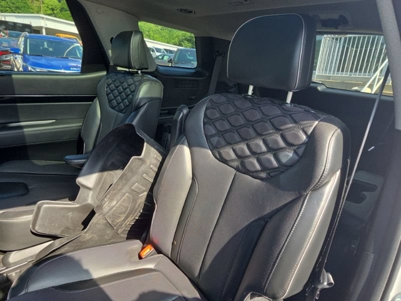 Used 2022 Hyundai Palisade Limited AWD/4WD image 23