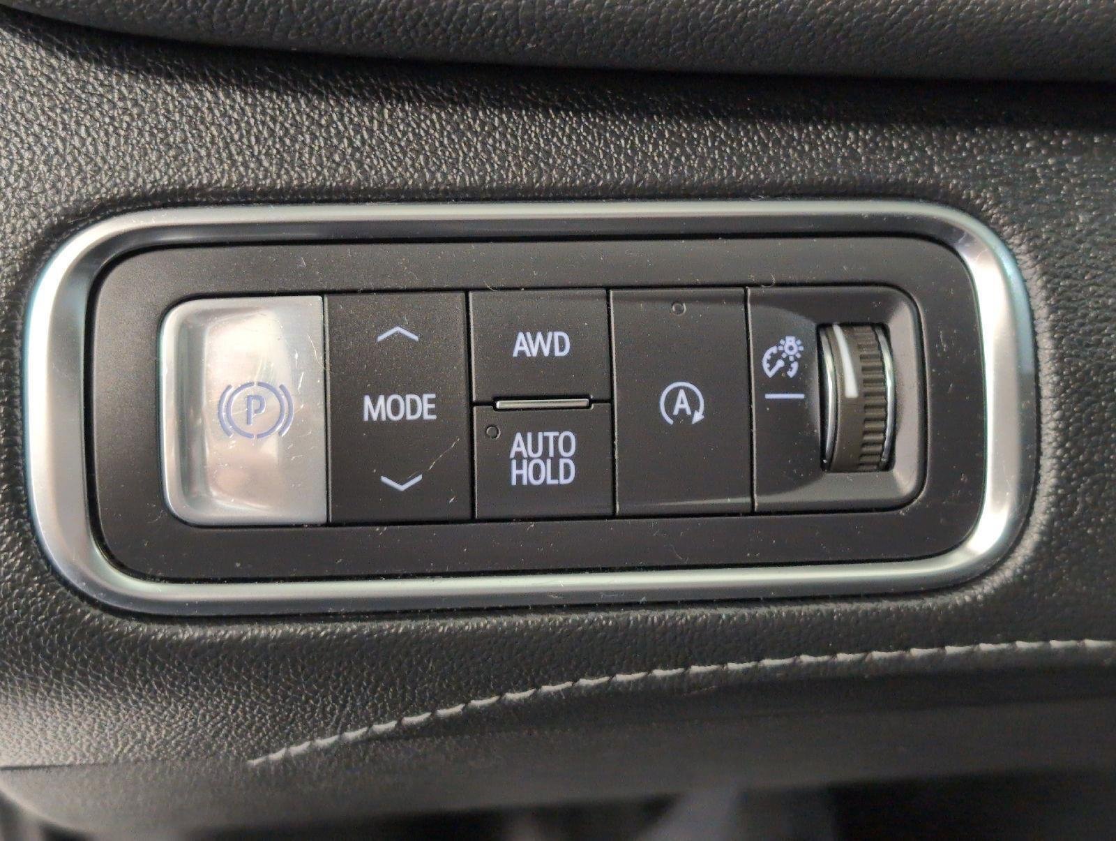 Used 2026 Buick Enclave Avenir w/ Super Cruise Package AWD/4WD image 38