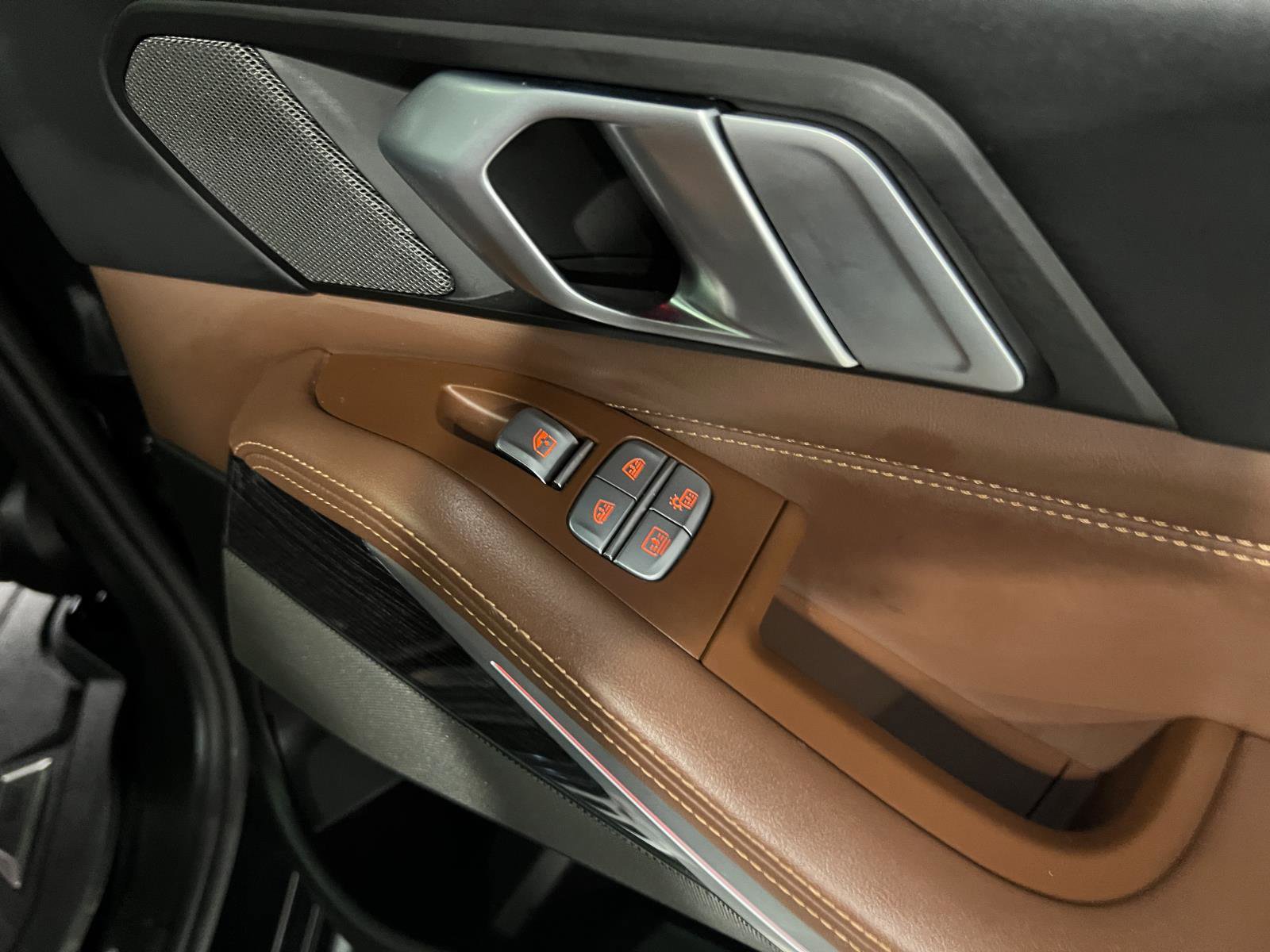 Used 2021 BMW X7 xDrive40i w/ M Sport Package image 50