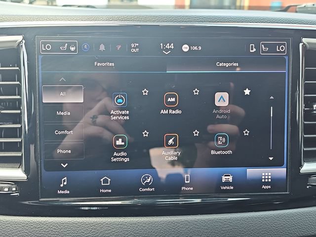 Used 2025 Chrysler Pacifica Select FWD image 15