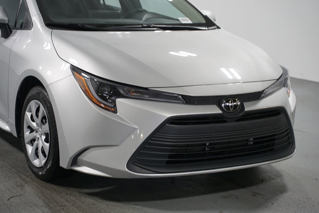 Certified 2024 Toyota Corolla LE image 4