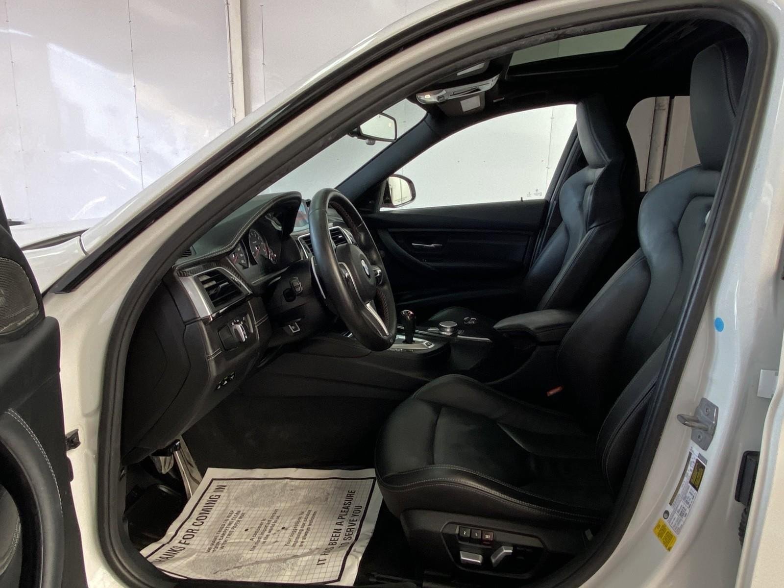 Used 2017 BMW M3 RWD image 22