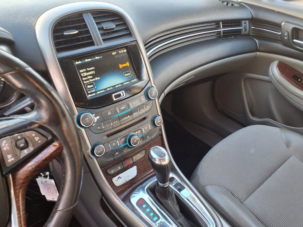 Used 2013 Chevrolet Malibu LT FWD image 4