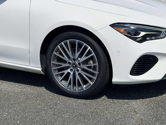 Used 2025 Mercedes-Benz CLA 250 4MATIC image 7