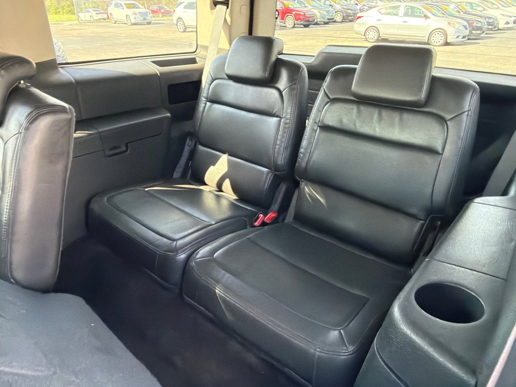 Used 2009 Ford Flex SE FWD image 13