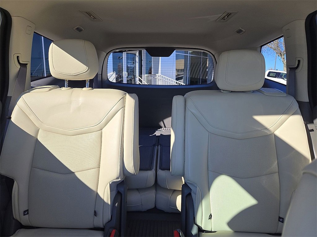 Used 2024 Cadillac XT6 Premium Luxury w/ Technology Package image 26