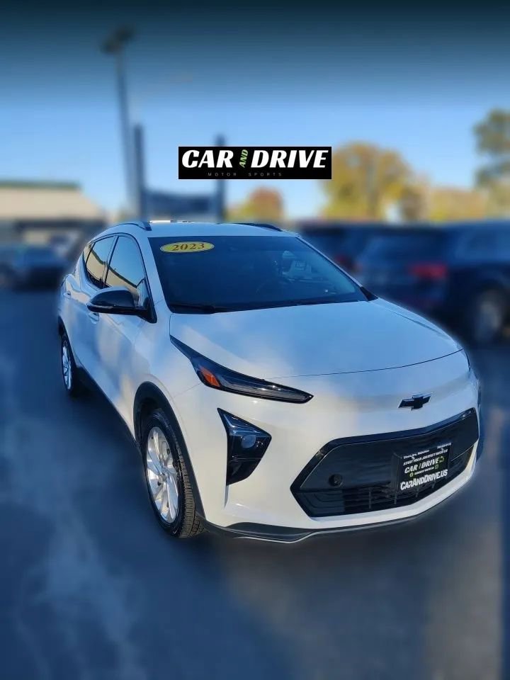 Used 2023 Chevrolet Bolt EUV LT image 3