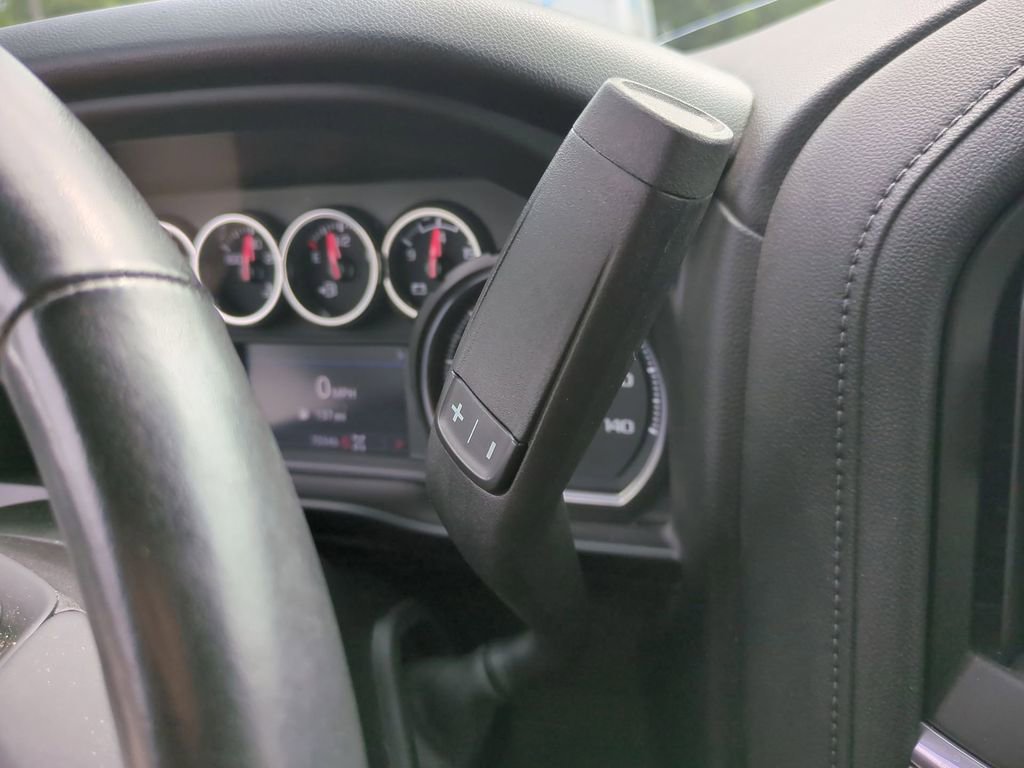 Used 2022 Chevrolet Silverado 1500 LT Trail Boss w/ Bed Protection Package image 31