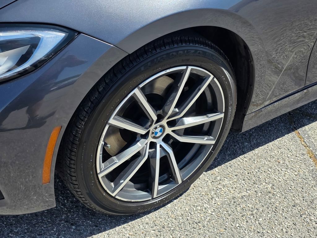 Used 2020 BMW 330i Sedan w/ Driving Assistance Package RWD image 10