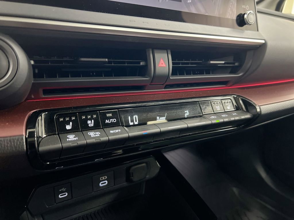 Used 2023 Toyota Prius Prime Premium w/ Advanced Technology Package FWD image 16