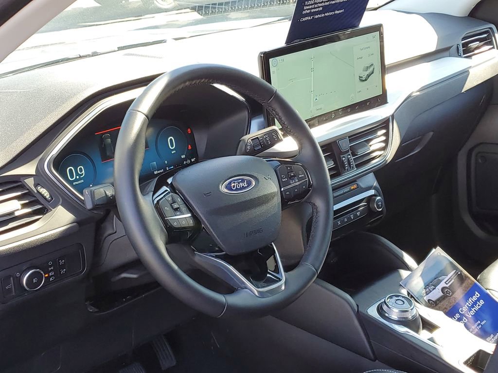 Certified 2025 Ford Escape Platinum image 11