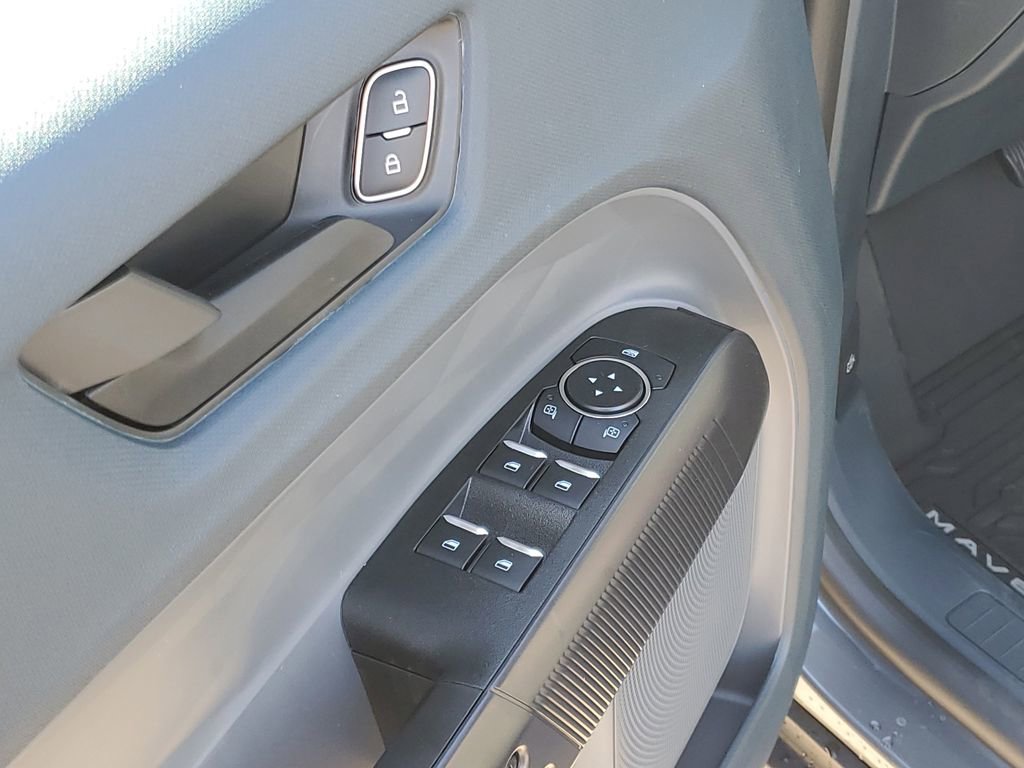 New 2025 Ford Maverick XLT w/ XLT Luxury Package image 22
