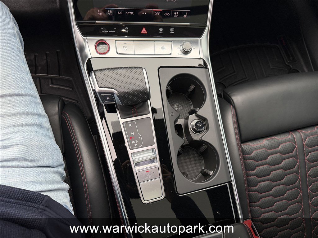 Used 2021 Audi RS 6 w/ Carbon Optic Package AWD/4WD image 9
