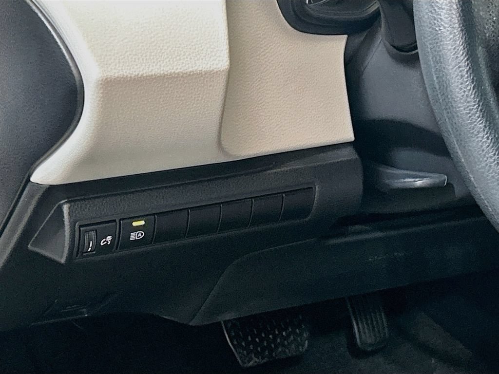 Used 2025 Toyota Corolla LE FWD image 8