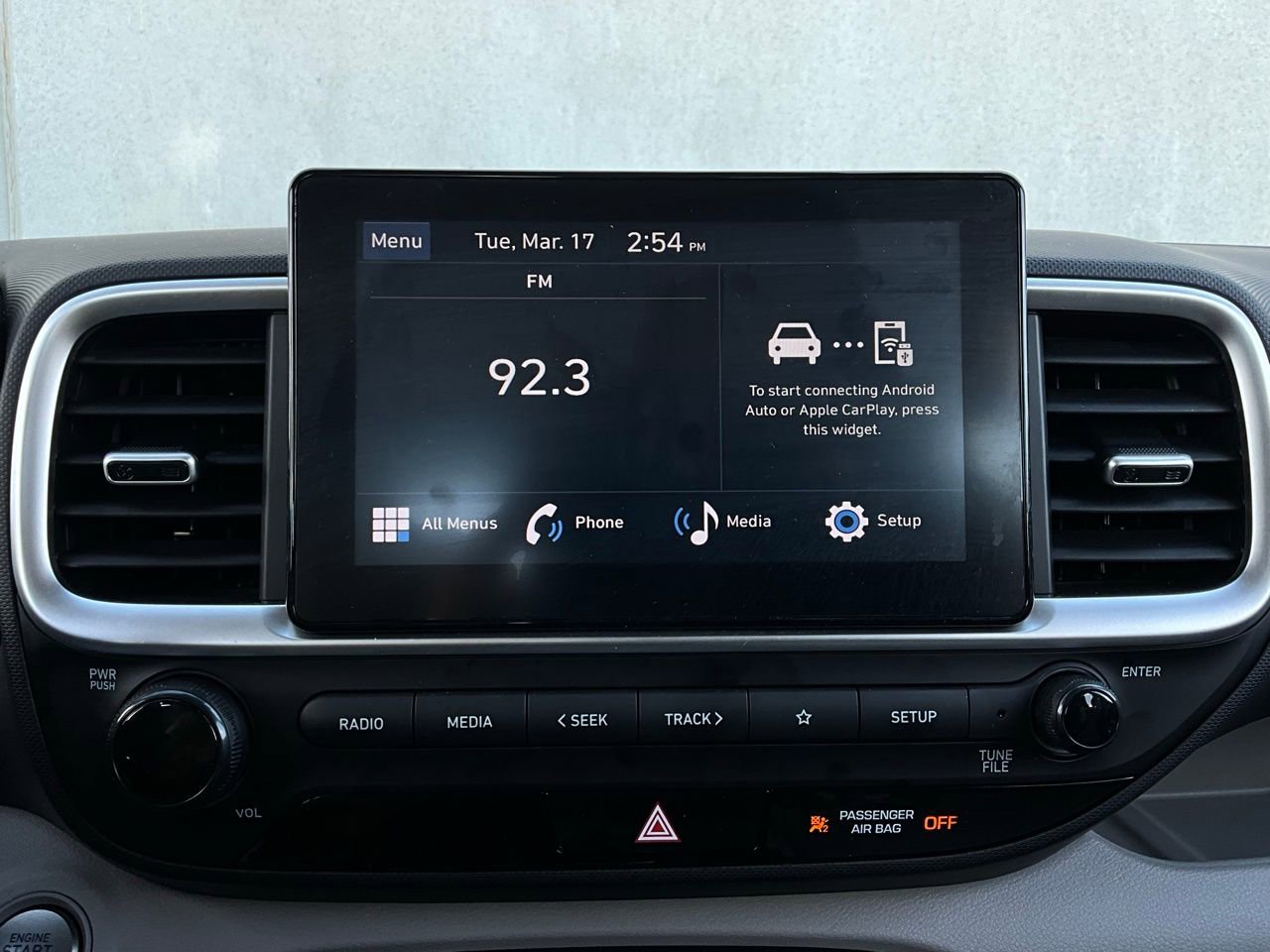 Used 2025 Hyundai Venue SEL image 29