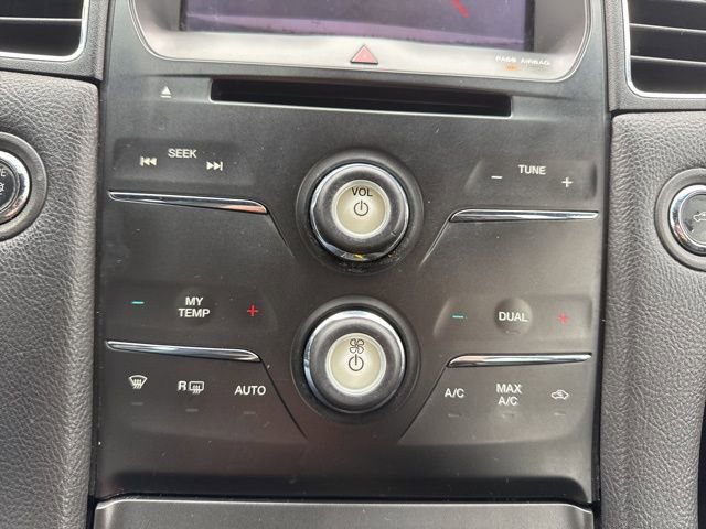 Used 2013 Ford Taurus SEL image 19