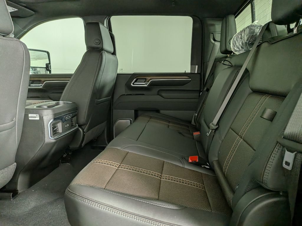 New 2026 Chevrolet Silverado 2500 High Country w/ High Country Premium Package AWD/4WD image 29