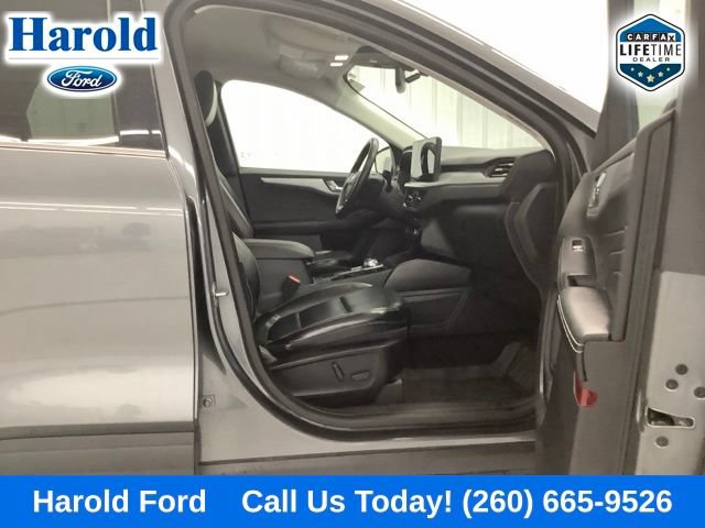 Used 2023 Ford Escape Platinum AWD/4WD image 12