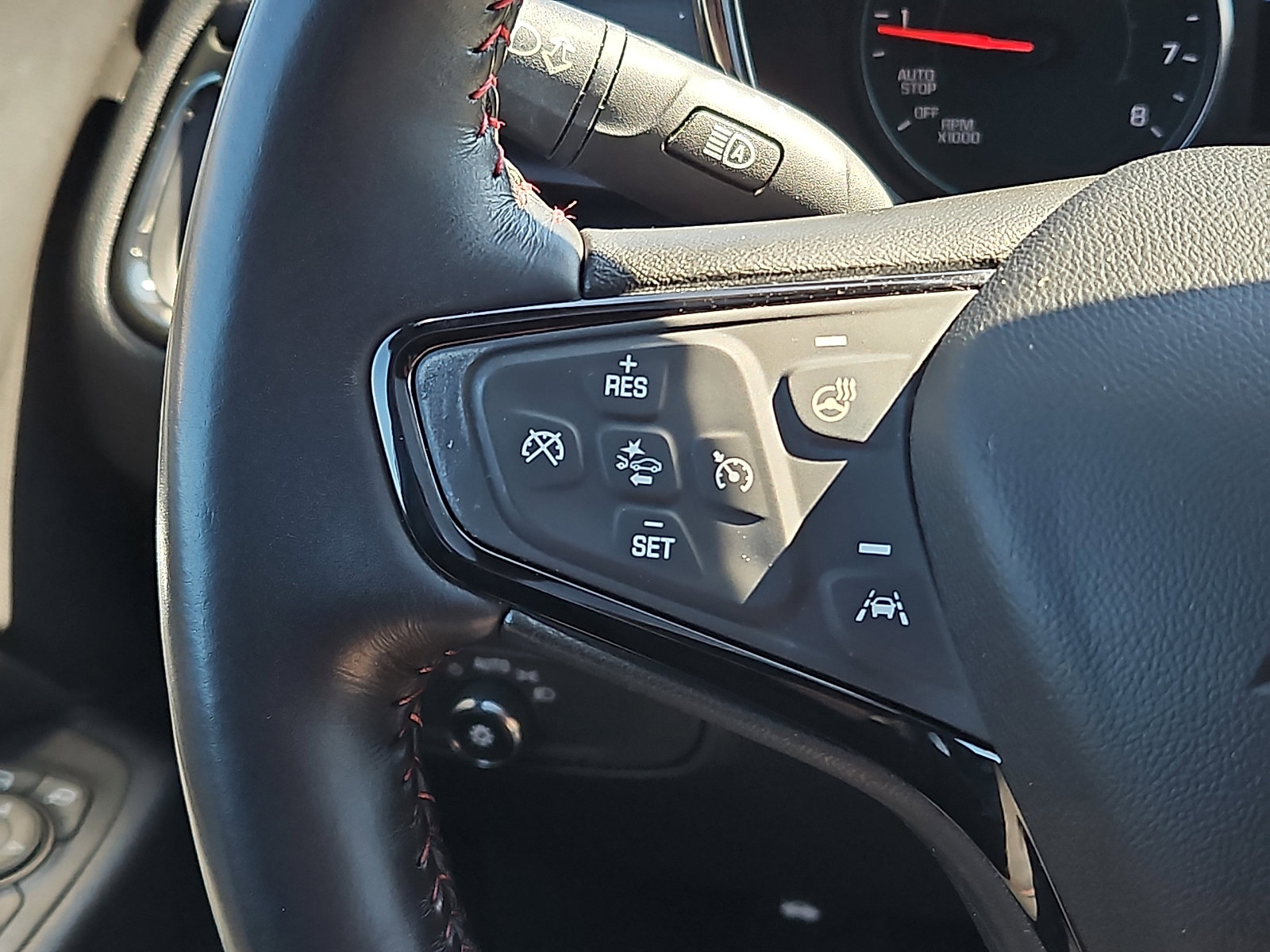 Used 2022 Chevrolet Equinox RS w/ RS Leather Package image 22