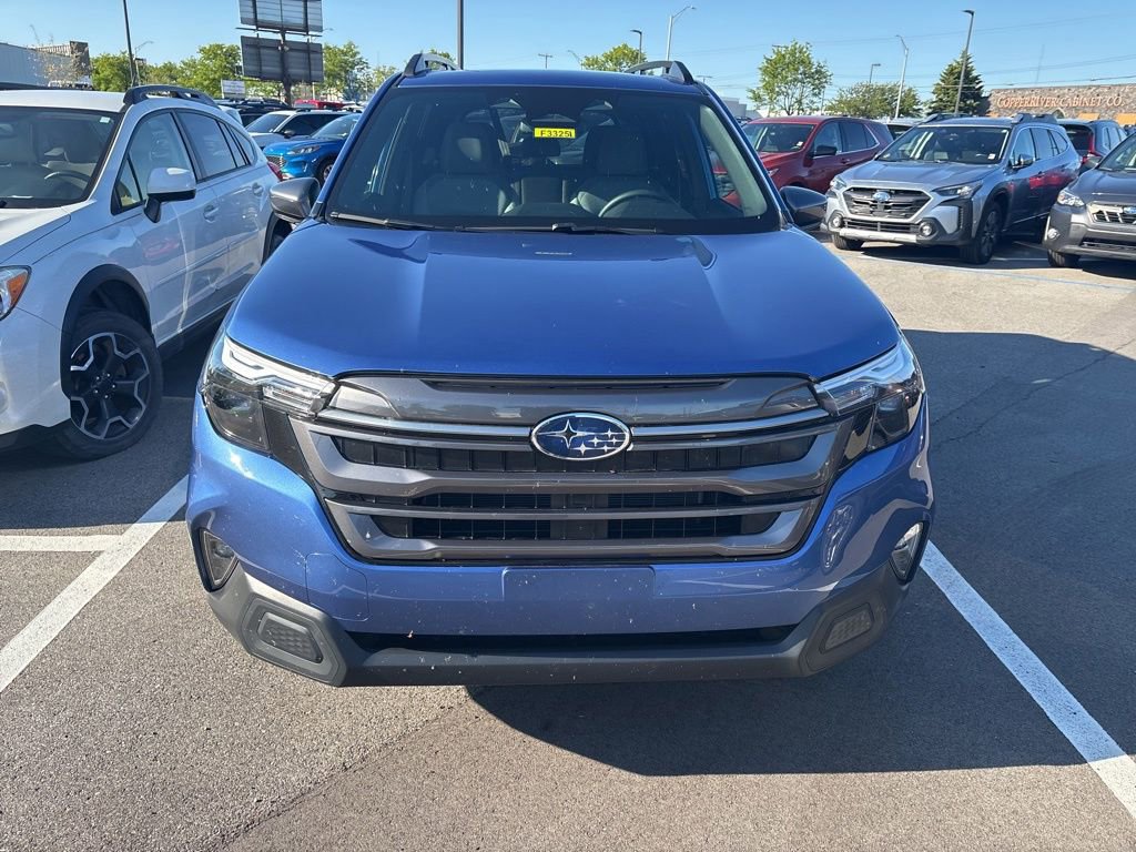Used 2026 Subaru Forester Premium AWD/4WD image 2