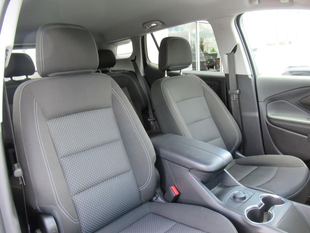 Certified 2024 GMC Terrain SLE image 12